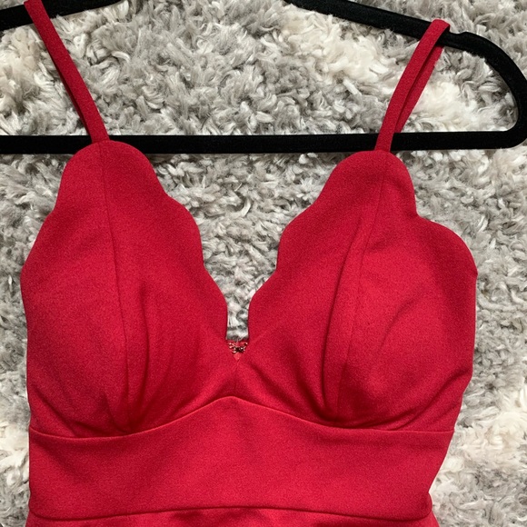 NWT High low hem RED formal Dress SZ 5(Med) - Picture 7 of 9